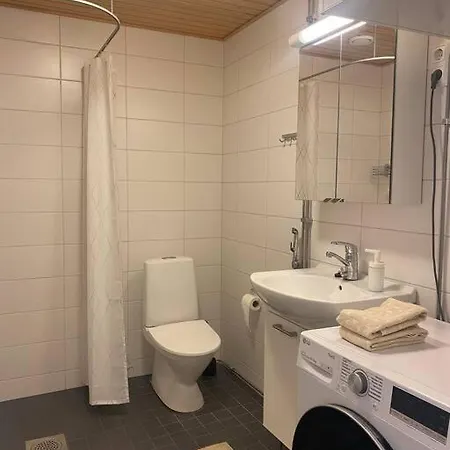 Parvekkeellinen Moderni Asunto