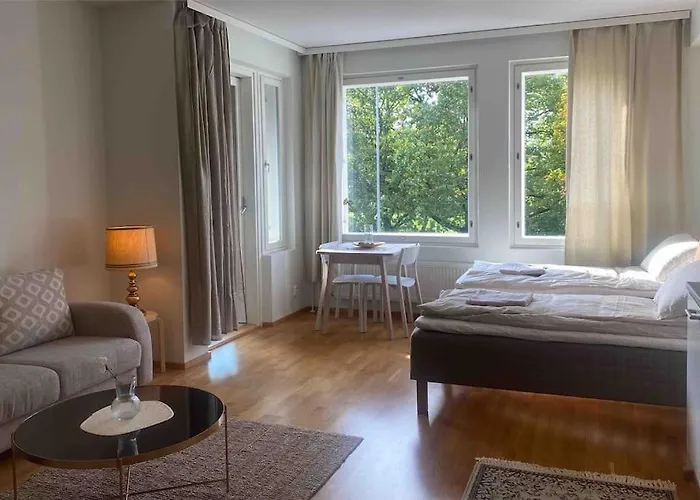 Parvekkeellinen Moderni Asunto